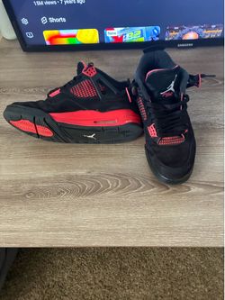 Jordan four read thunders