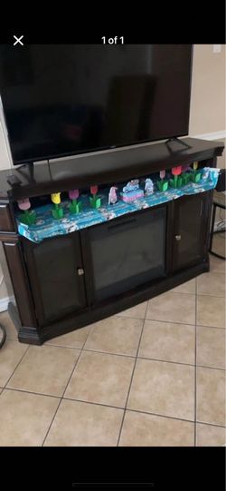 TV stand with electric heater