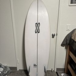 Twin Fin Surfboard Infinity 5’5