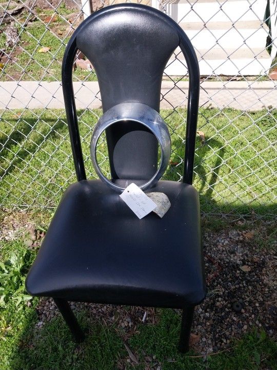 1(contact info removed) V.\nW from headlight , auto part picked up in van nuys