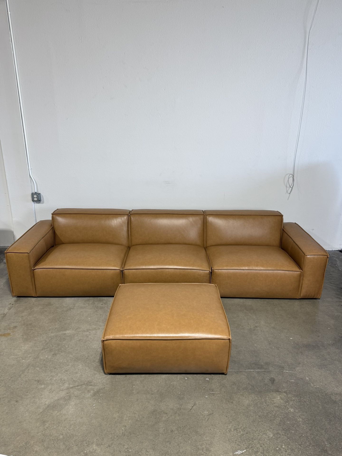 Castlery Jonathan Leather Extended Sofa with Ottoman (Caramel)