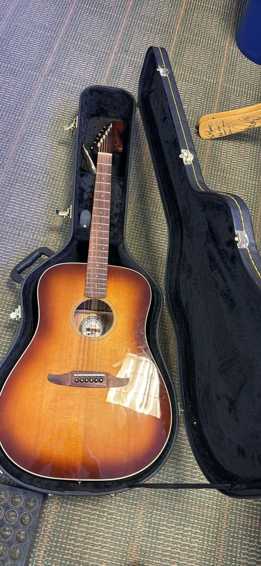 Redondo Classic Fender