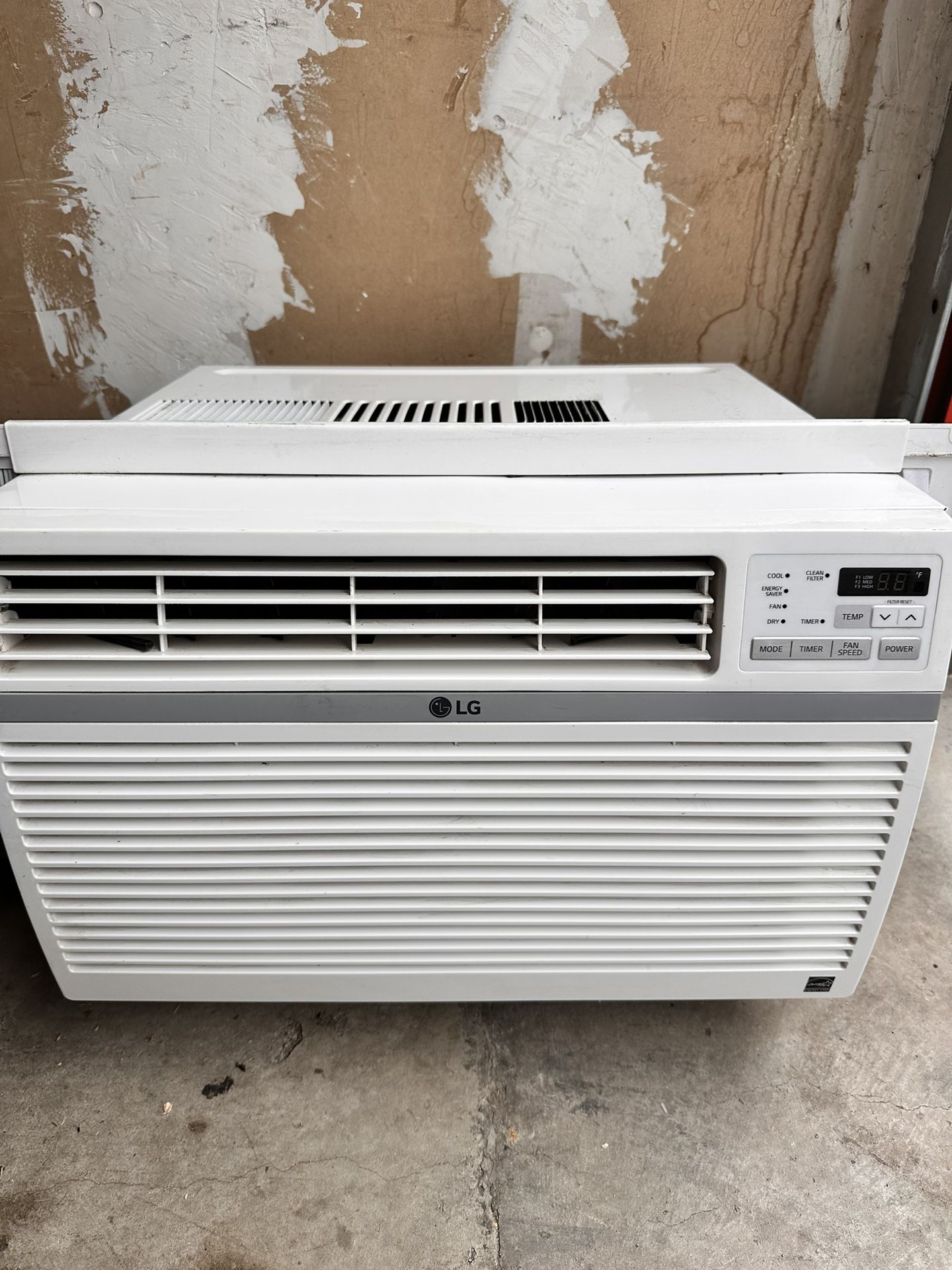 LG 12,000 BTU Window Air Conditioner