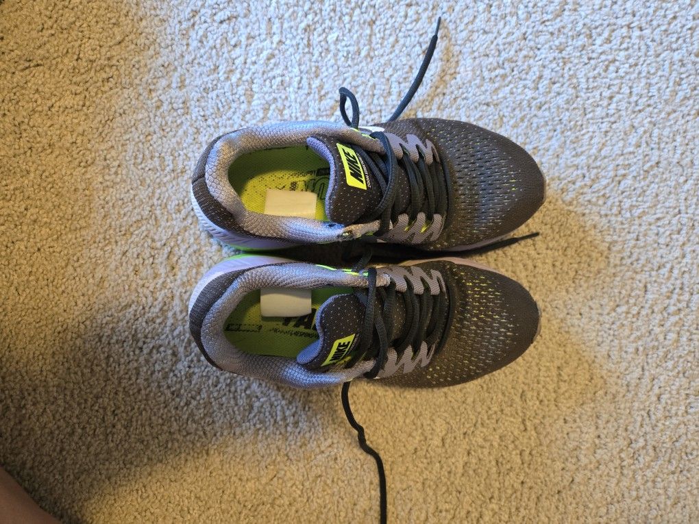 Nike Zoom Structure 20