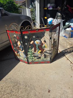 Metal 3-Panel Folding Mesh Fireplace Screen Snowman Winter Scene Painted raised.