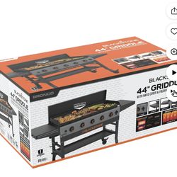 The Blackstone 2210 44” Omnivore Griddle is a high-quality product from the well-known brand Blackstone. It comes with a manufacturer warranty, ensuri
