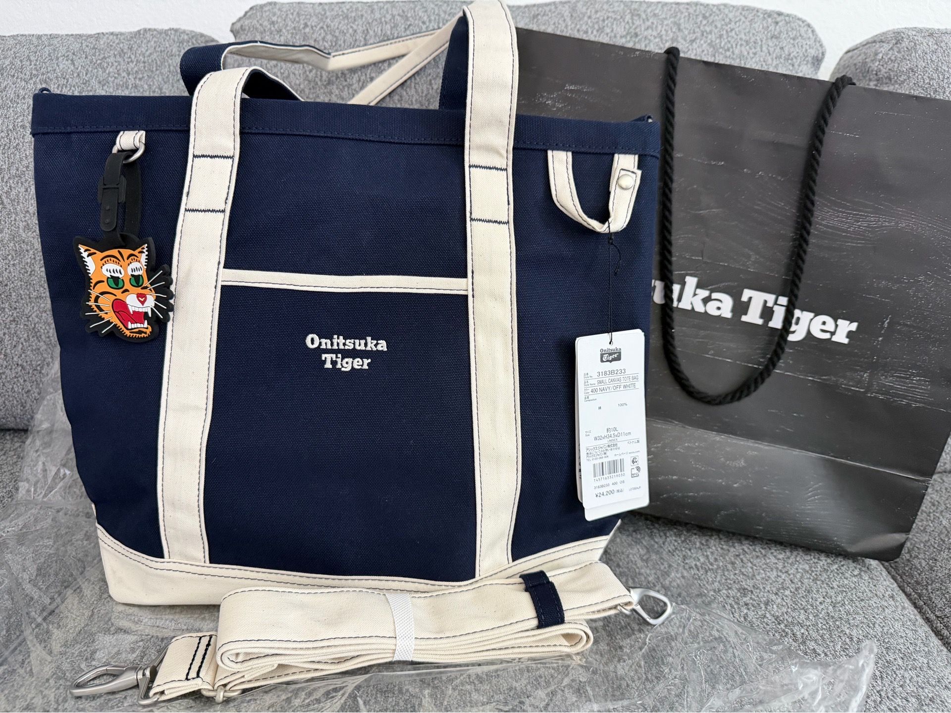 Onitsuka Tiger Tote
