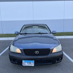 Lexus Is300