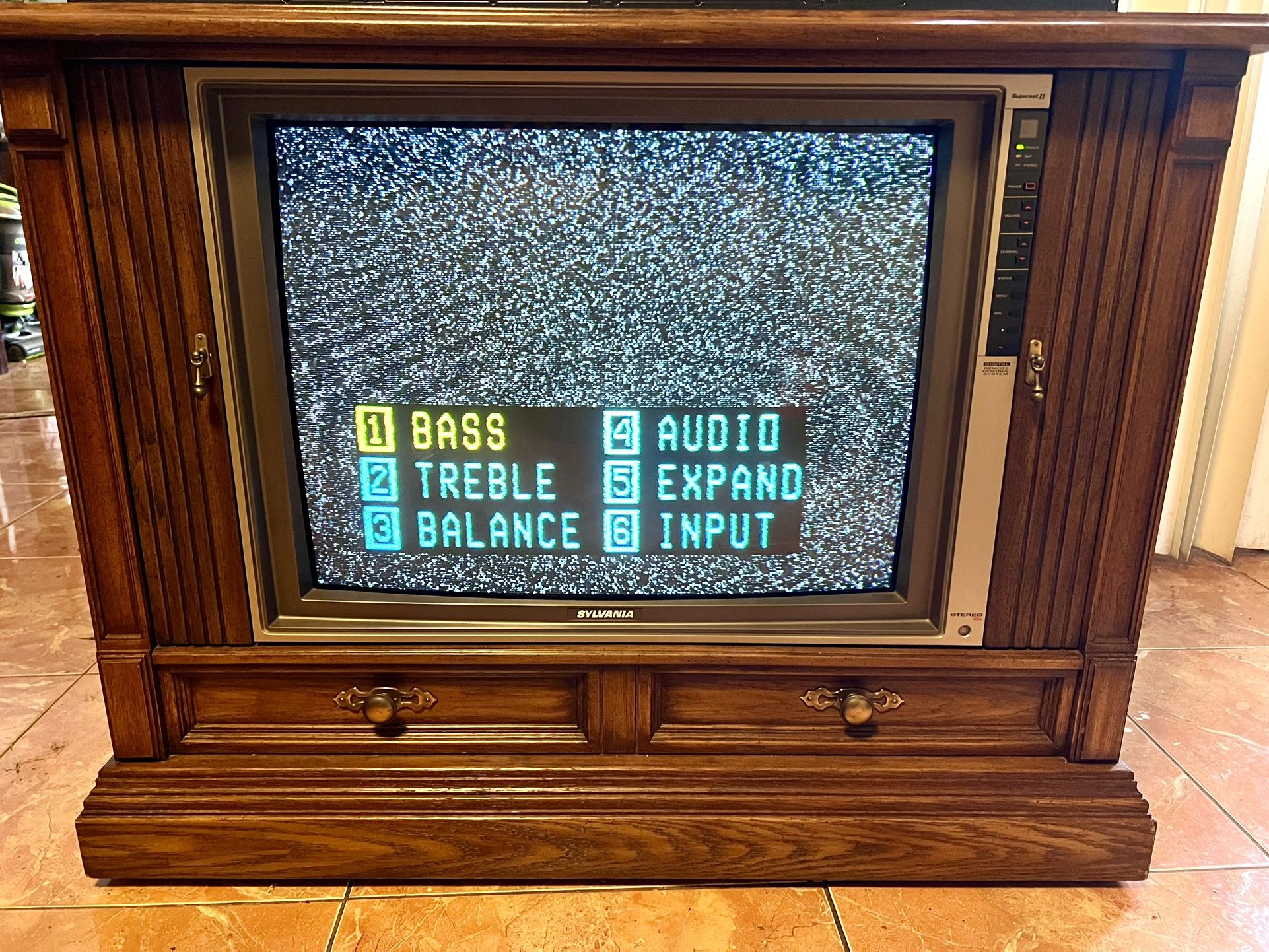 27” Sylvania Superset II Stereo CRT Console TV (1980’s) with Composite