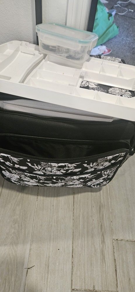 SINGER SEWING MACHINE