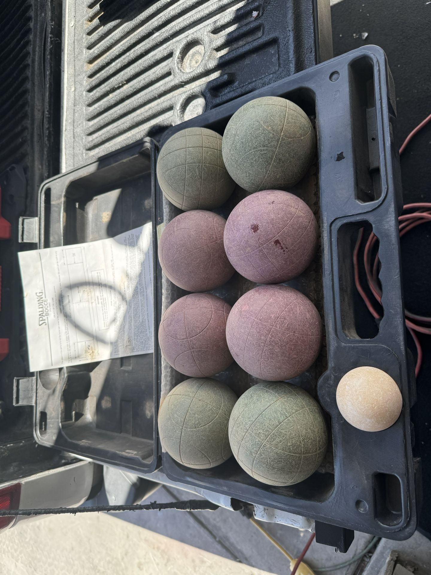 VINTAGE SPALDING BOCCE KIT WITH HARD CASE