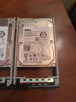 Dell 2.5" 6Gbps SAS 15k 600GB HDD w/tray