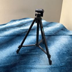 Medium Size Sakar TR-2L Tripod