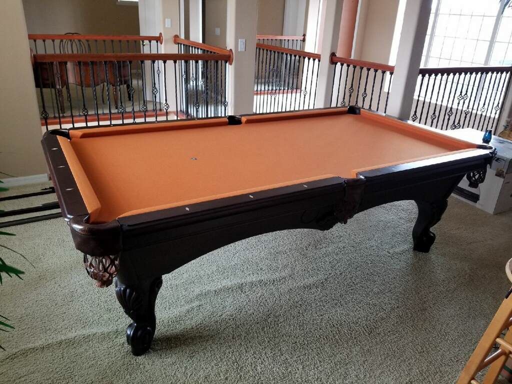 Pool table