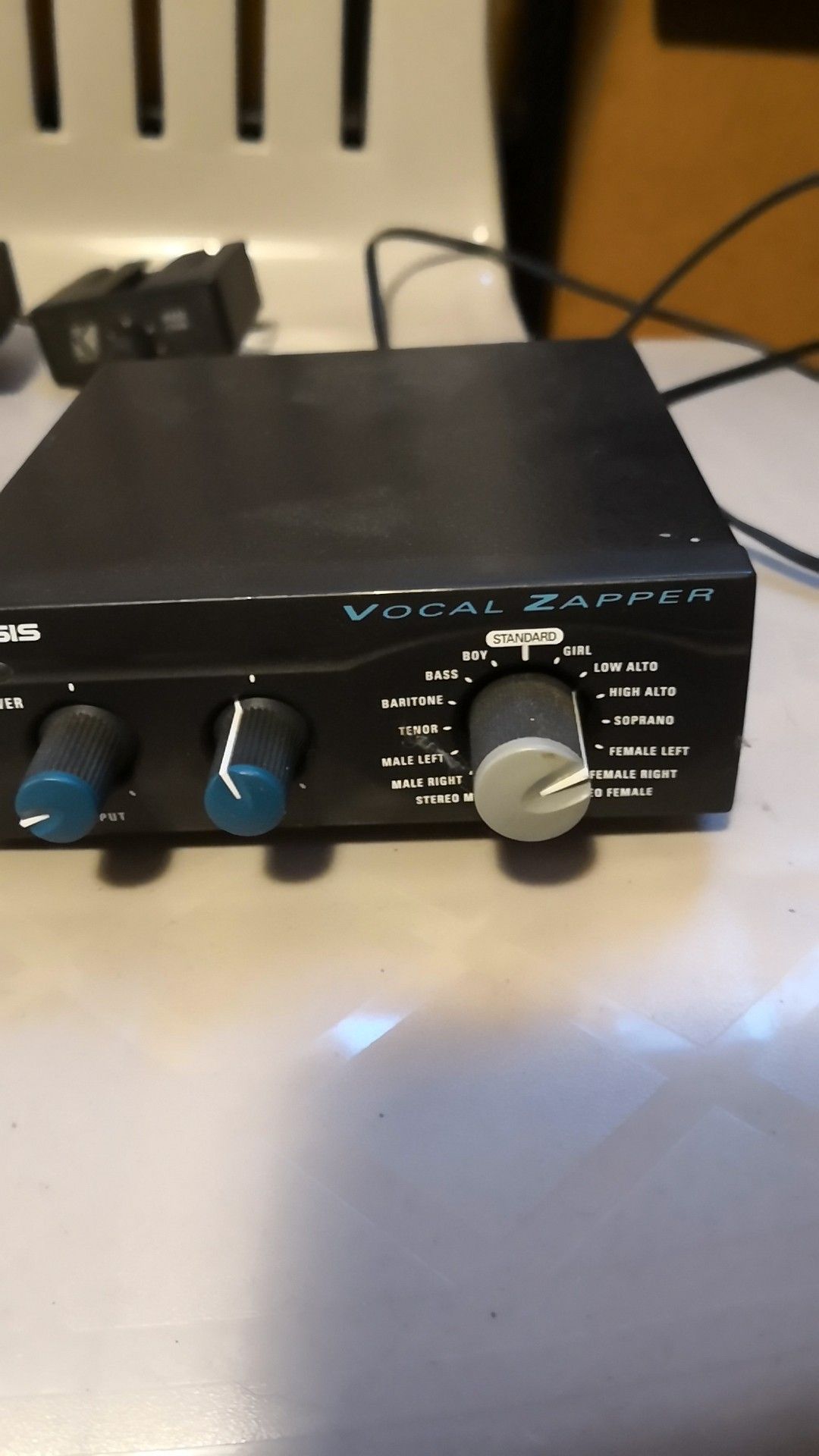 Alesis vocal zapper karaoke voice canceler