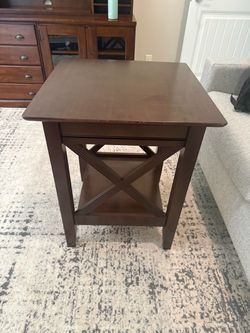 Solid Wood End Table / Side Table
