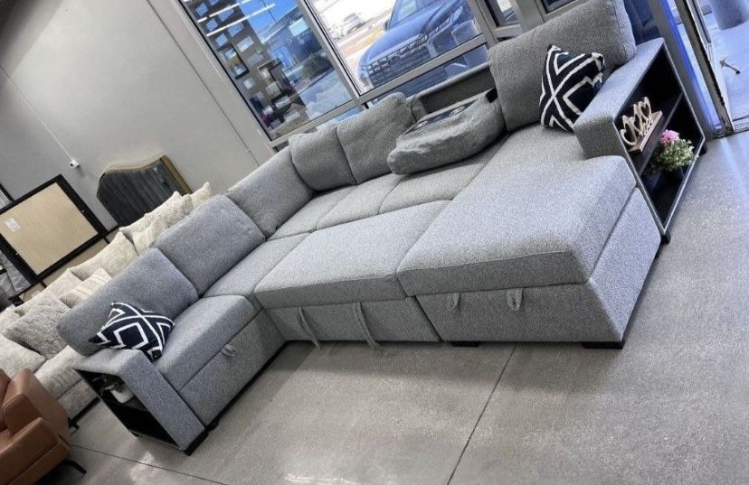 ✅️✅️4 pc Grey boucle fabric sectional sofa with storage chaise and love seat and pop up sleep area in center drop down tray tables✅️✅️✅️