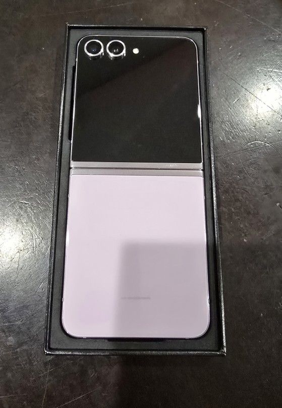 Samsung Z Flip 5