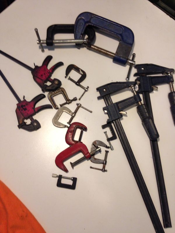 2 12" and 2 4" clamps from harbor freight. 1 kobalt Cclamp 3". 1