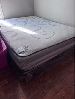 FREE Queen Mattress and Boxspring