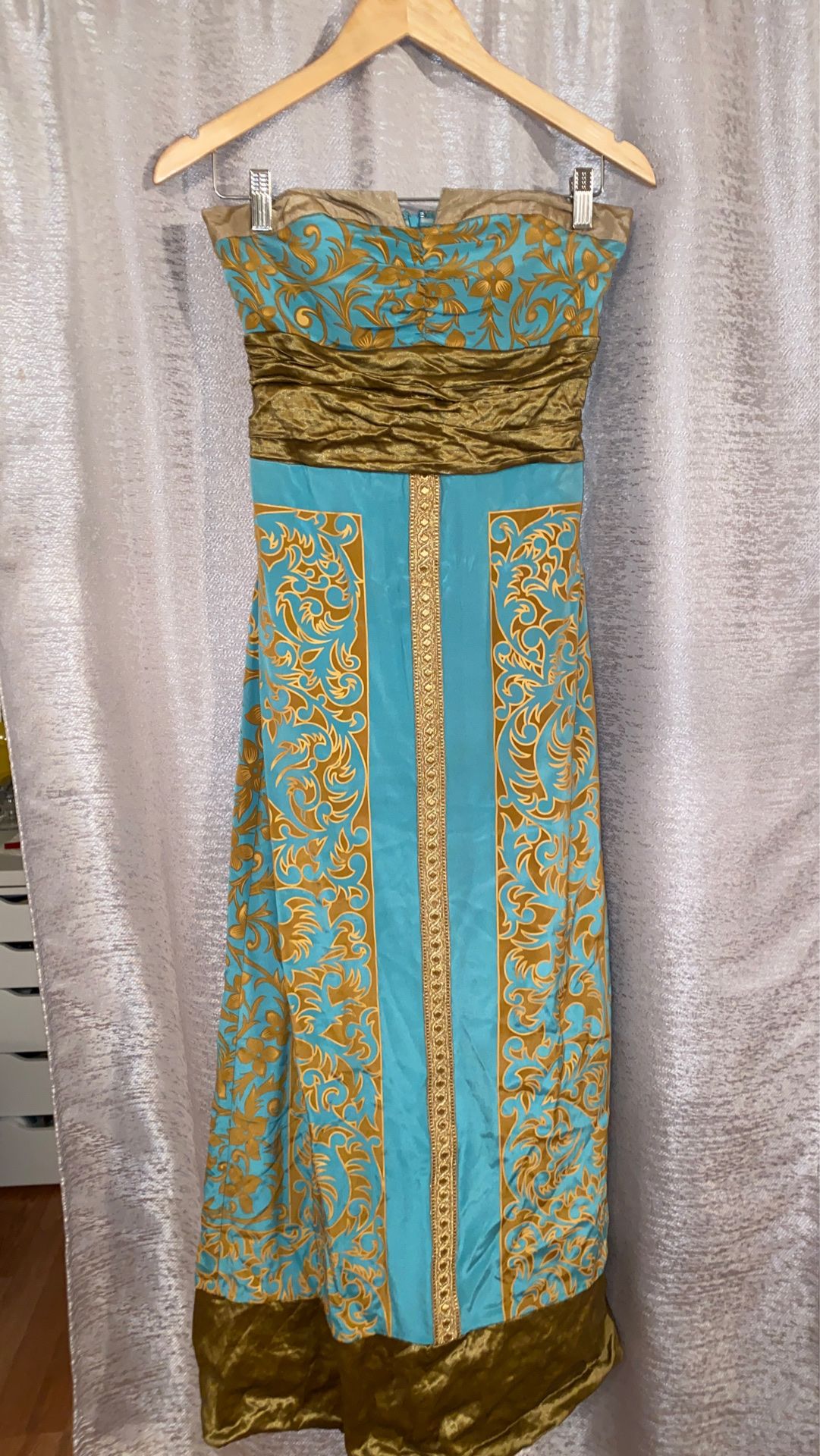 Nicole Miller turquoise and gold evening dress size 6