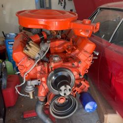 Mopar 383 Big Block Engine