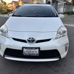 2013 Toyota Prius III