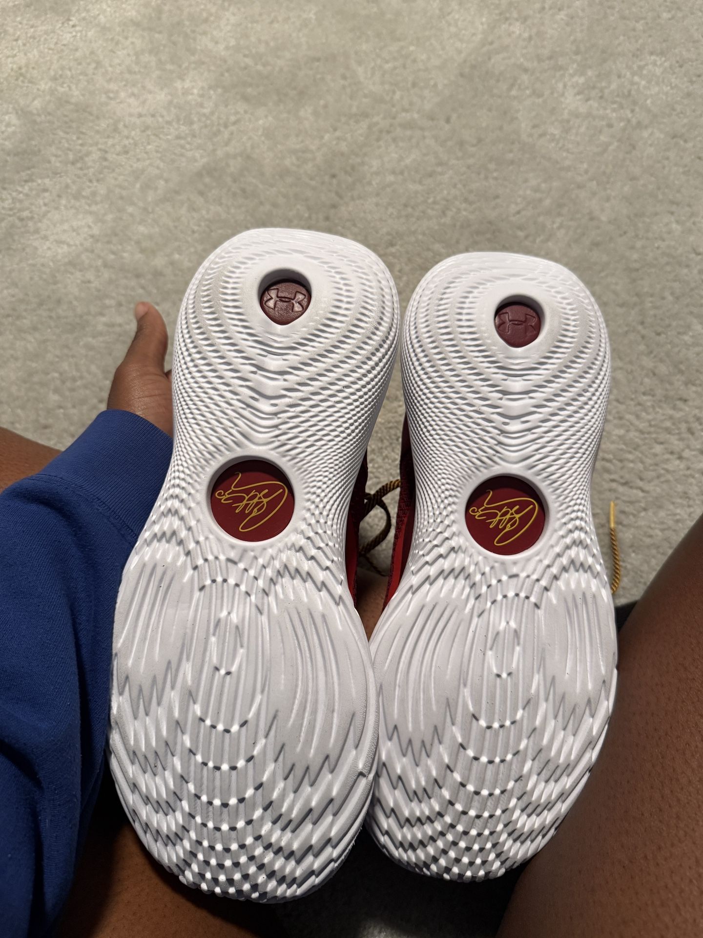 Men 12 Women 13.5 (Curry 11 Fire ) $50