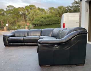 Sectional Couch/Sofa - Electric Recliners - El dorado - Delivery Available 🚛