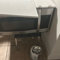 Over Stove Microwave