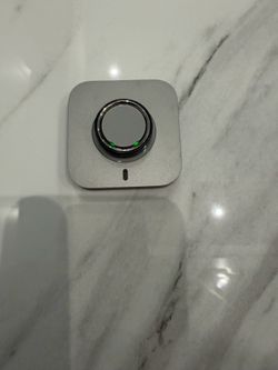 Oura Ring 4 - Size 8 - Matte Black