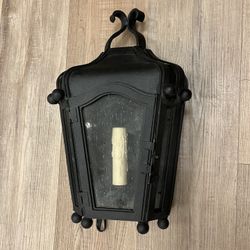 Iron Outdoor Wall Lantern 