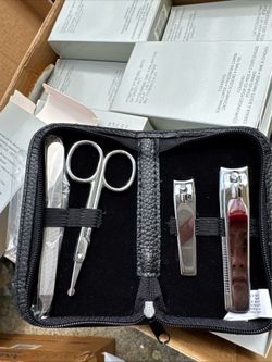 Bulk lot of 75 men’s travel and groom kit