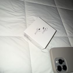 AirPods 4 Atc 