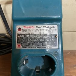 Makita Battery Charger