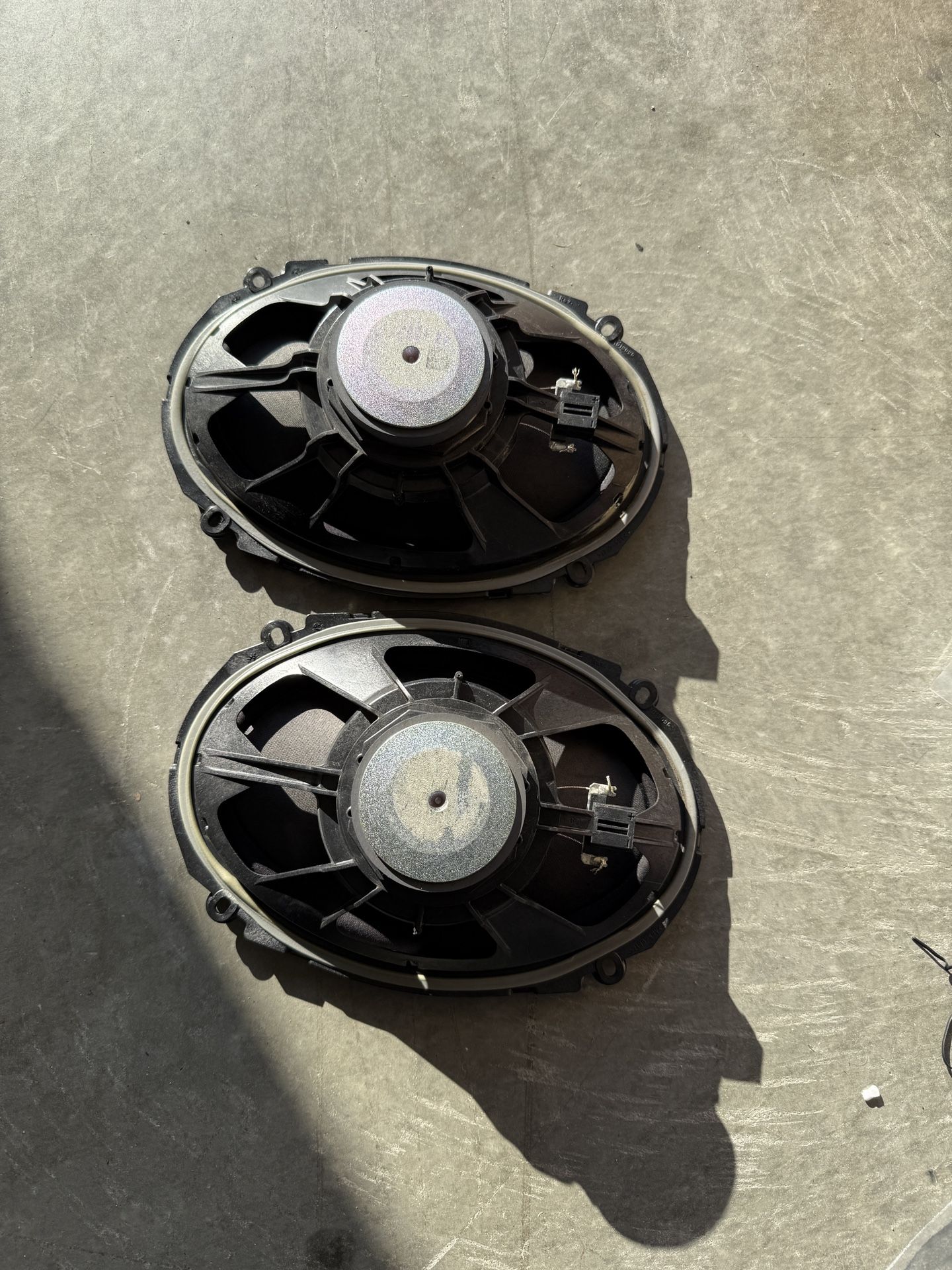 2015-2020 JEEP RENEGADE DOOR PANEL SPEAKERS OEM