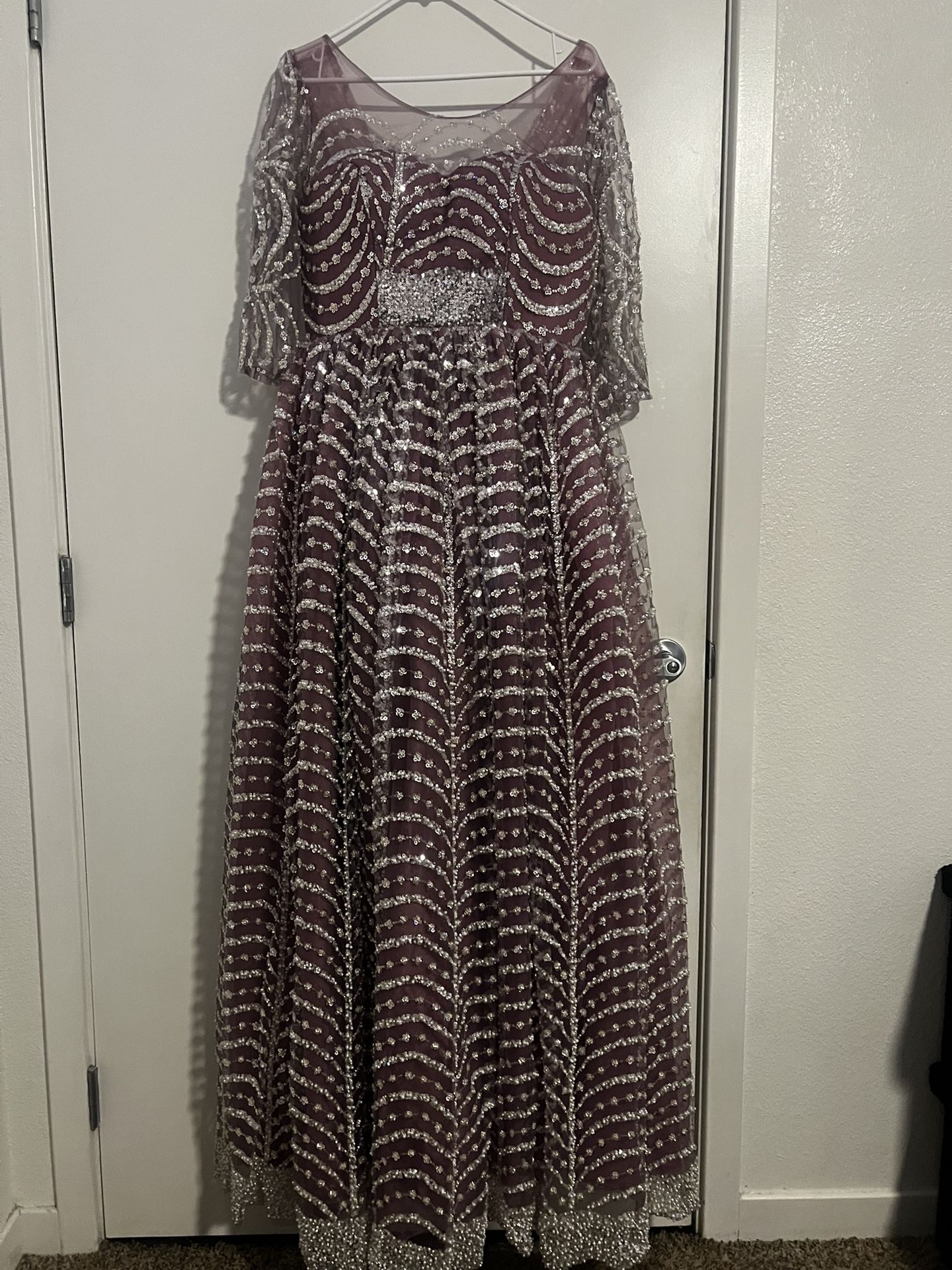 Wedding/party Grown Dress