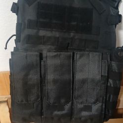 Tactical Combat Vest with Multi-Pockets Pouches