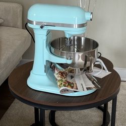 KITCHENAID 5.5 QUART BOWL-LIFT STAND MIXER - MINERAL WATER BLUE