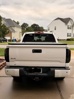 Tundra tail lights