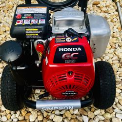 LIKE NEW - 3300PSI - HONDA GC - SIMPSON - POWER PRESSURE WASHER