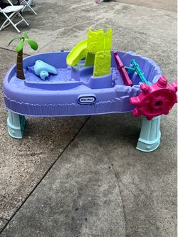 Little tikes Mermaid island water table