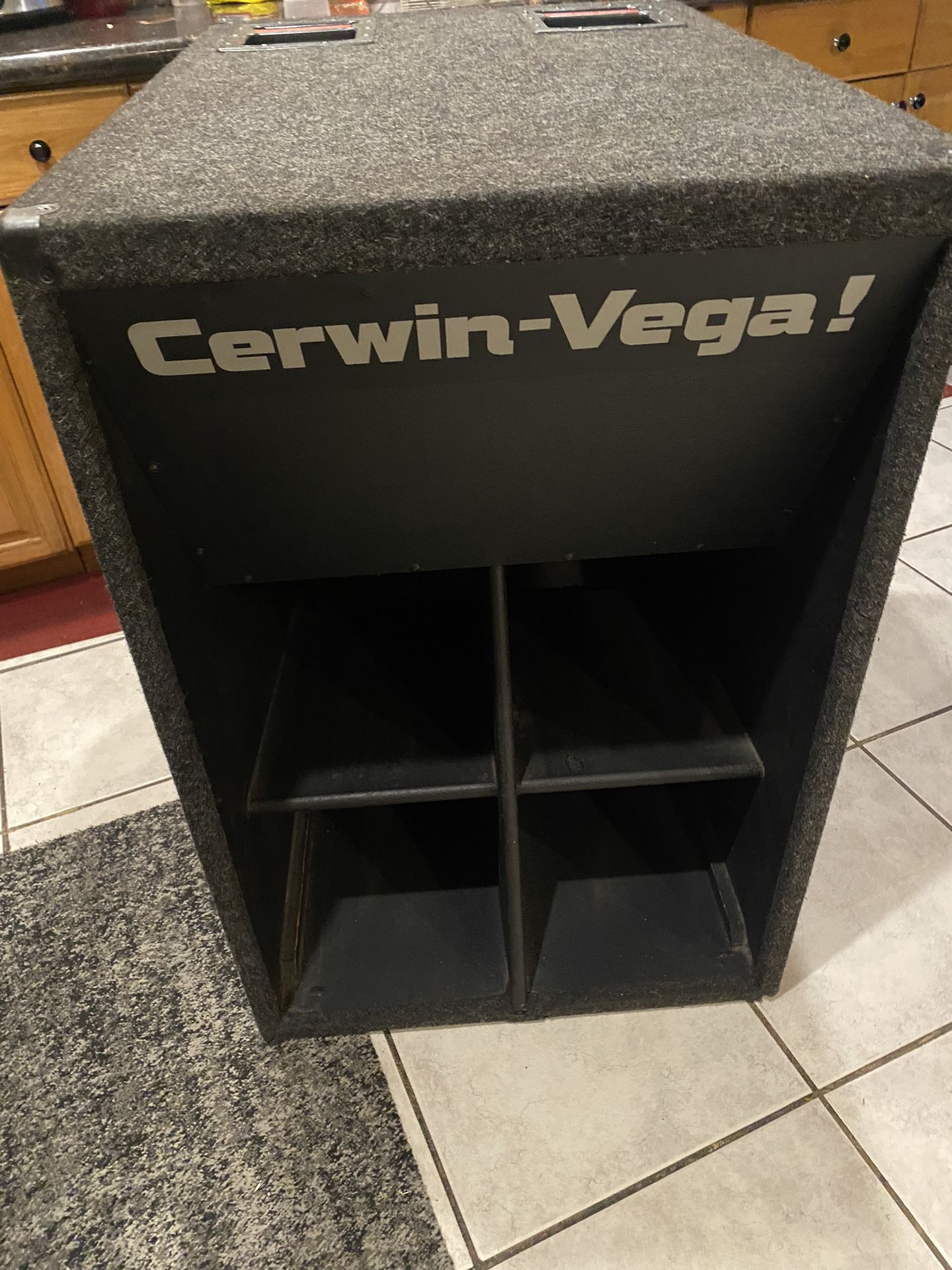 18” Cerwin Vega Earthquake Bass Speaker