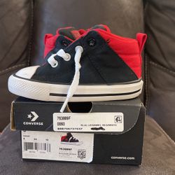 Converse Toddler Shoes Size 6