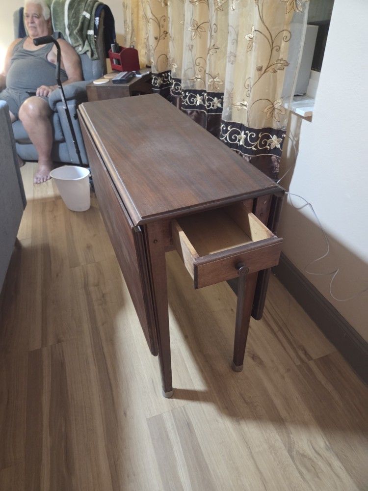 Antique Leaf Table