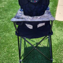 Portable and Collapsible High Chair 