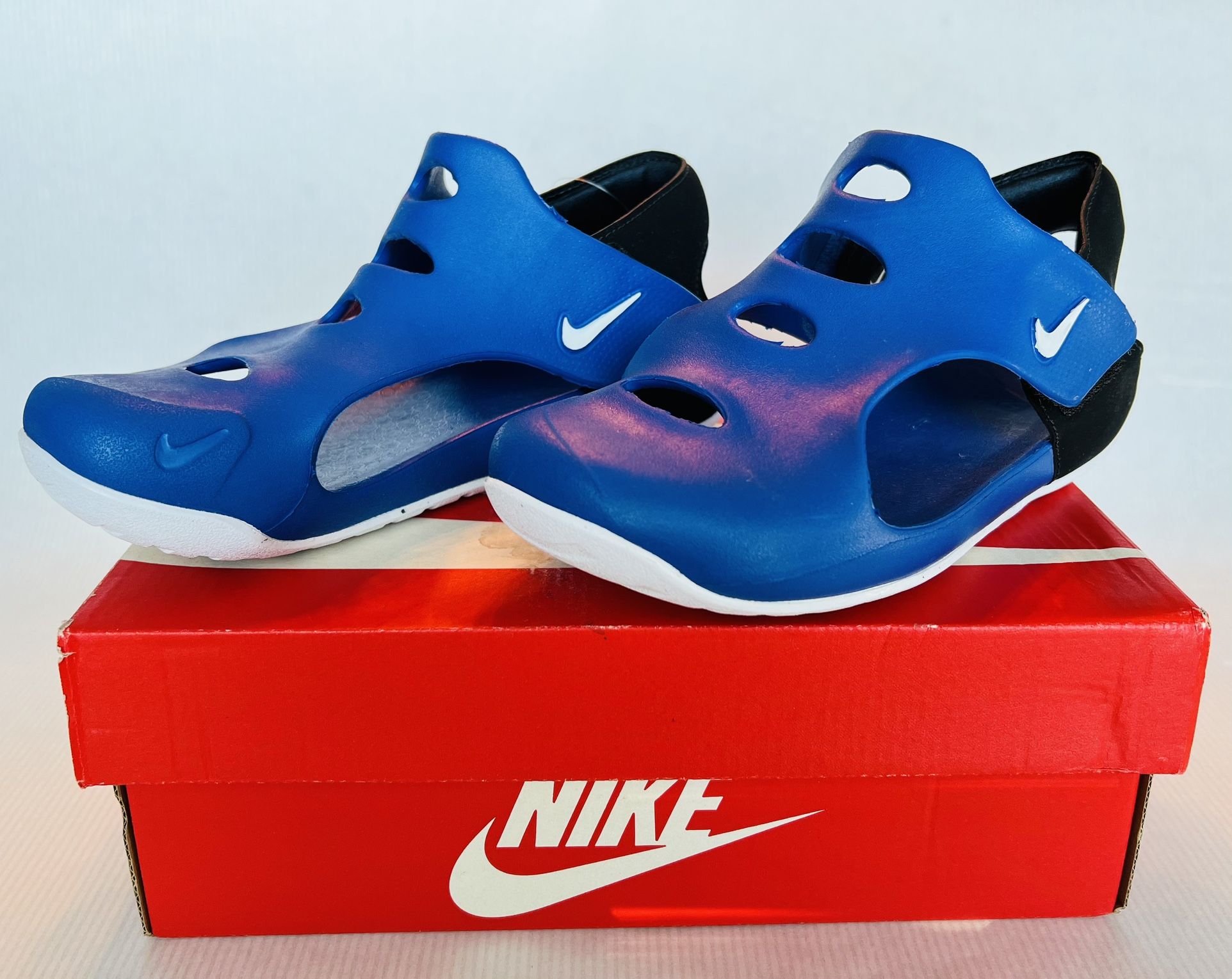 Nike Sunray Protect 3 Water Shoes  Size 3 Y  (Blue/Black)