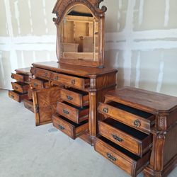 Cabinet's Room Set Decorator's