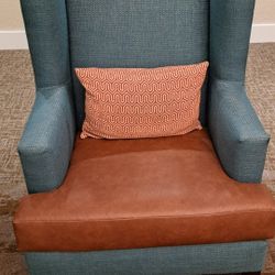 FREE FREE Beautiful Fabric Chair
