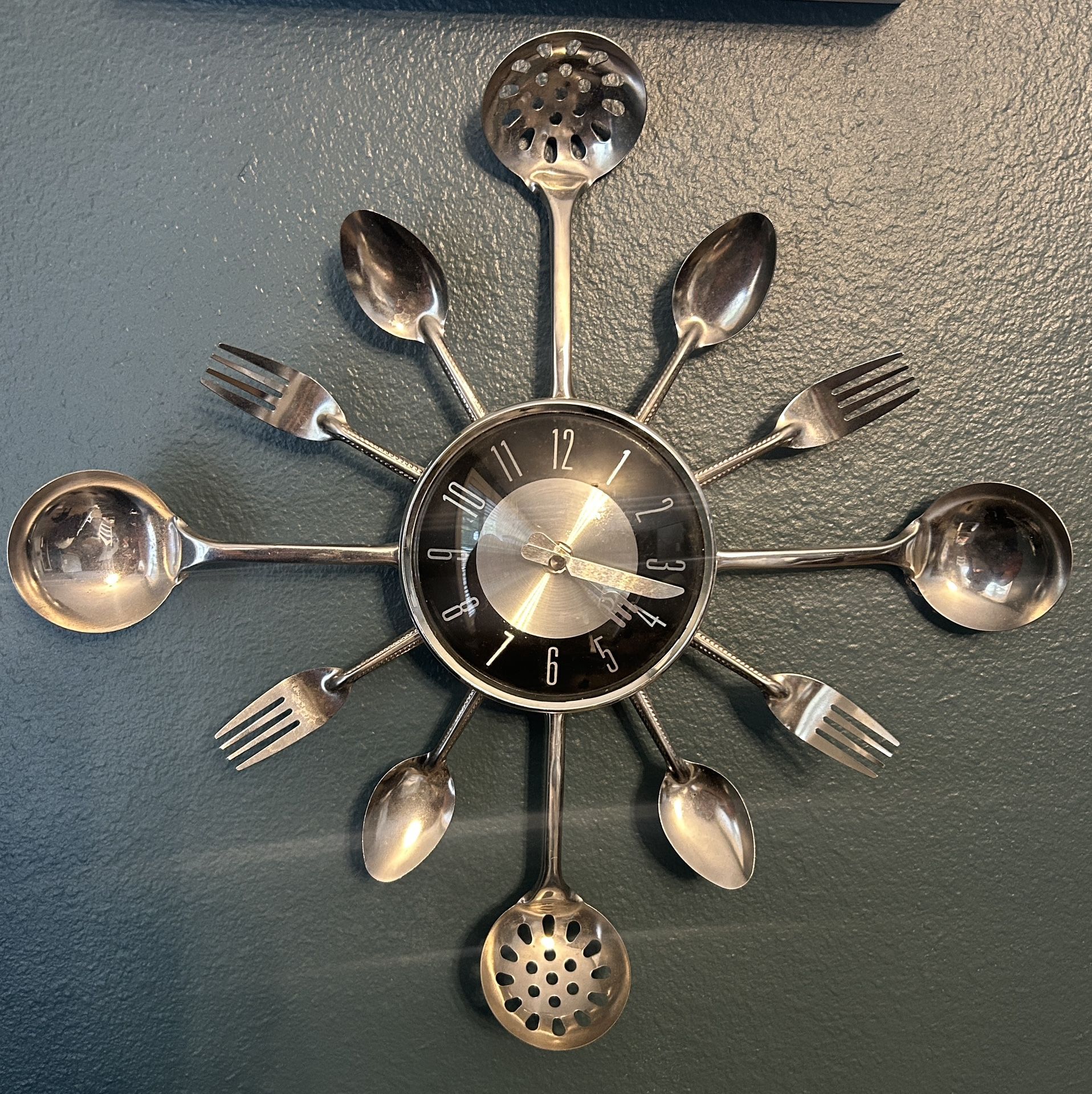 Wall Clock Kitchen Cooking Utensils Decor